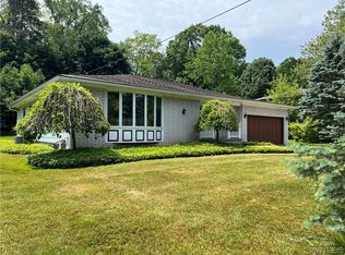 26 Kathryn Dr, Orchard park, NY 14127