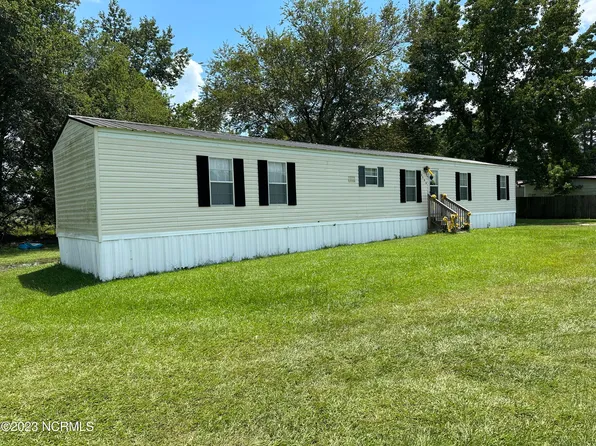 2586 Georgia Pacific Road, Whiteville, NC 28472