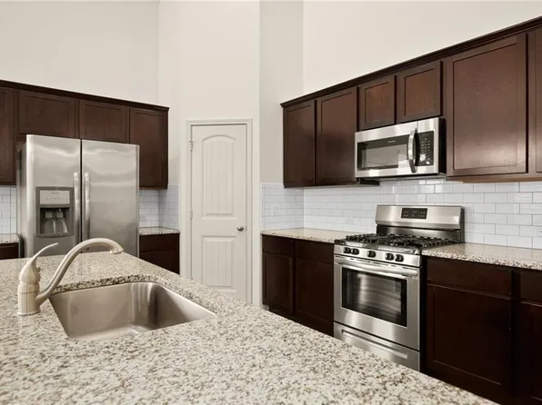 18501 Calasetta Dr, Pflugerville, TX 78660