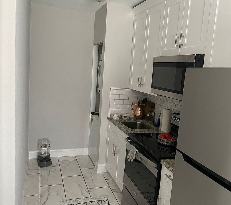 1st image of 104 S Armenia Ave #10235527