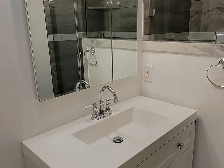 729 Lisa Ln — Photo 28