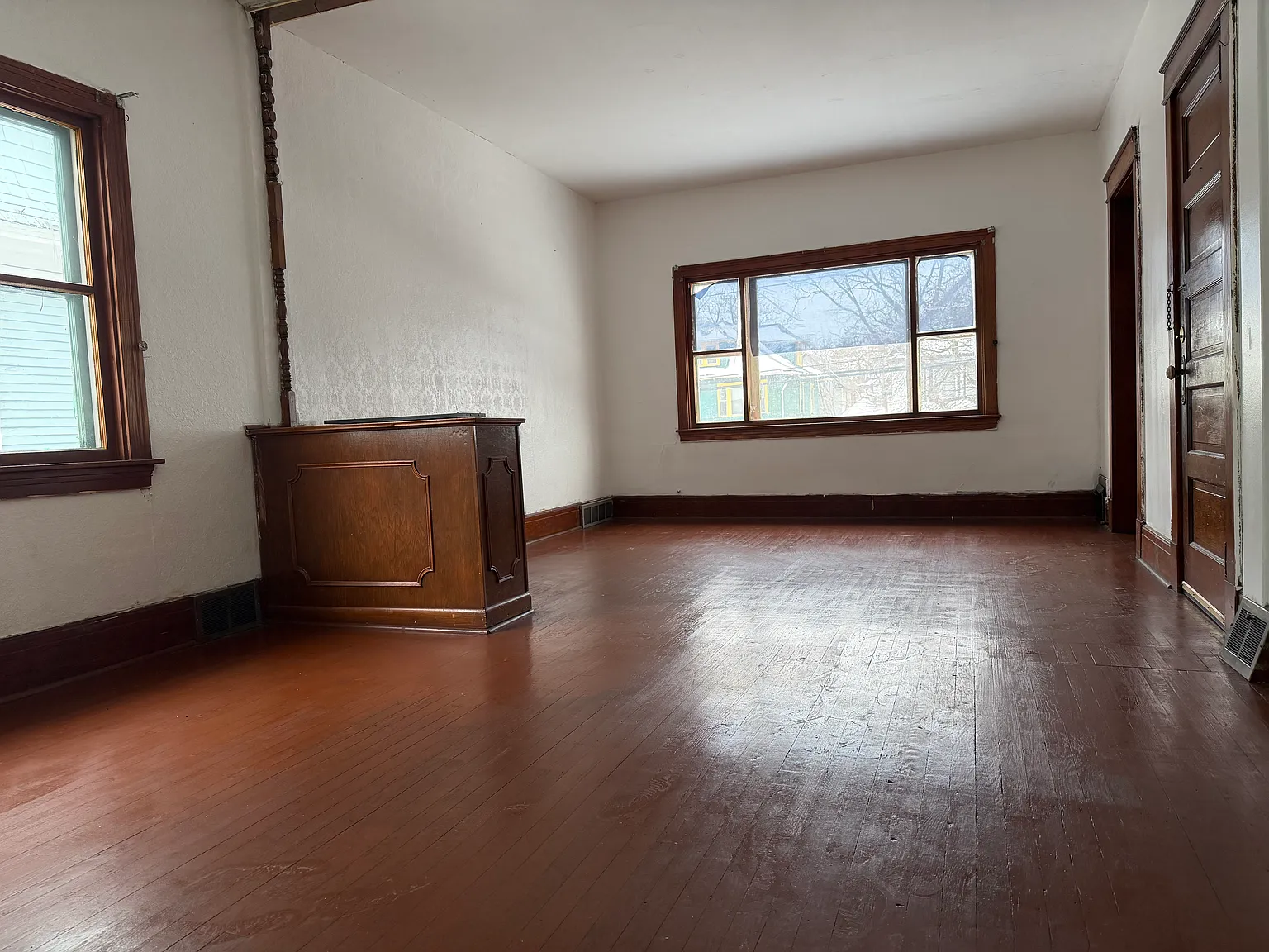 2 bed, $1,000 — Photo 2