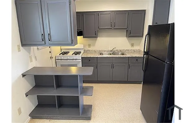 Building Photo - 1711 W Cesar E Chavez Blvd #1