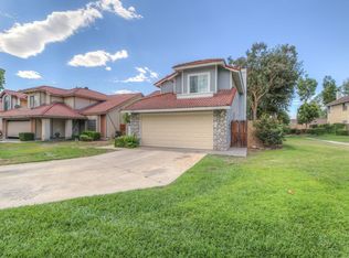 1199 W Victoria St, Rialto, CA 92376