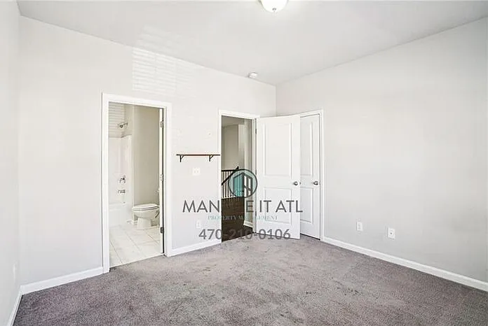 2558 Village Park Bnd — Photo 27