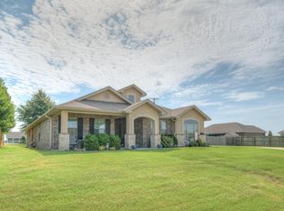 2833 Jefferson Ave, Joplin, MO 64804