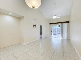 2575R Estancia Blvd, Clearwater, FL 33761