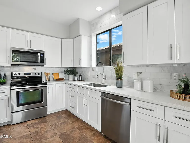 3692 E Morning Star Ln — Photo 8