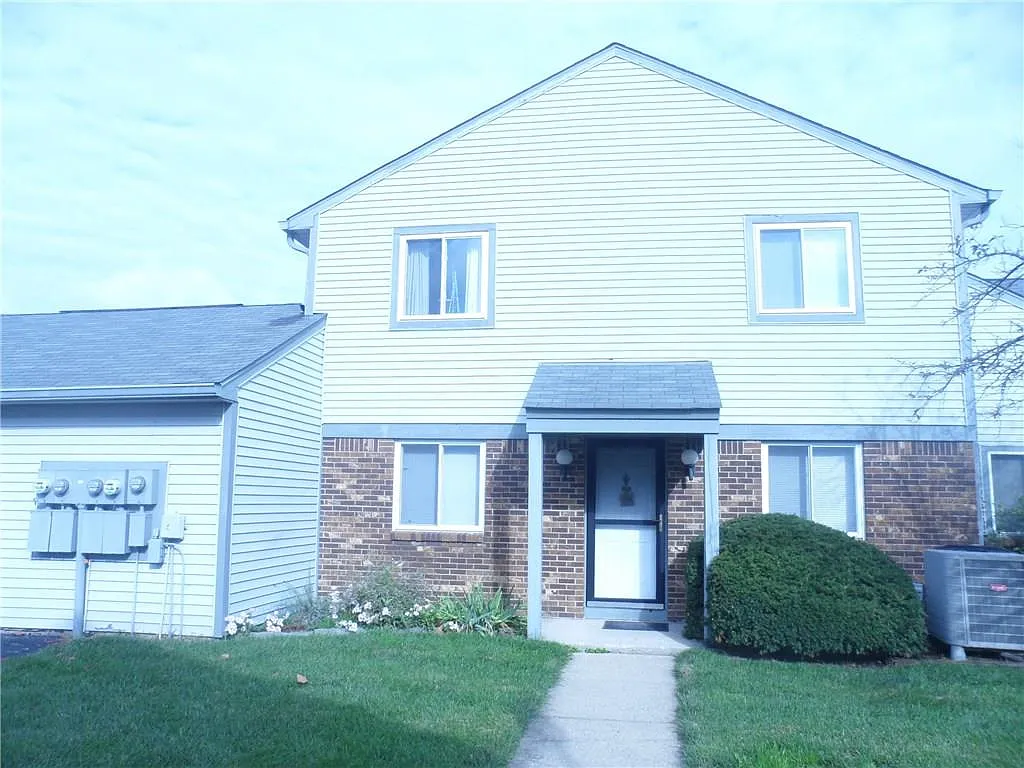 5917 Deerwood Ct photo 1