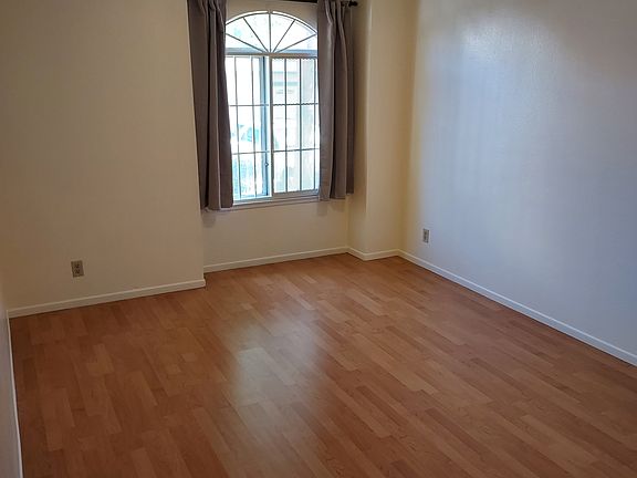 5th image of 8106 Loren Ln