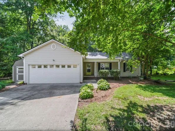 126 Fritzvon Dr, Mount Pleasant, NC 28124
