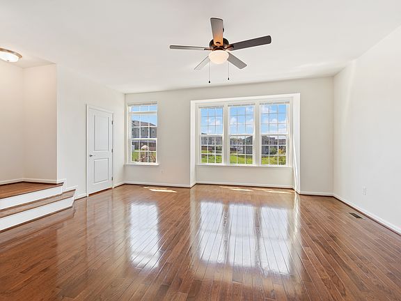 2nd image of 174 Trout Lily Dr