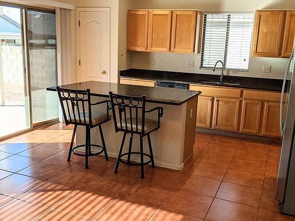 3rd image of 2505 W Cezanne Cir