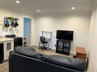 701 Roxbury Ln #A, Modesto, CA 95350