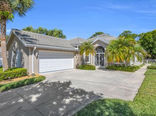 5287 SE Sweetbrier Ter, Hobe Sound, FL 33455