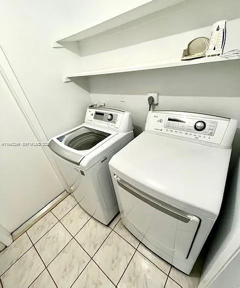 5650 NE 17th Ter #5650 — Photo 18