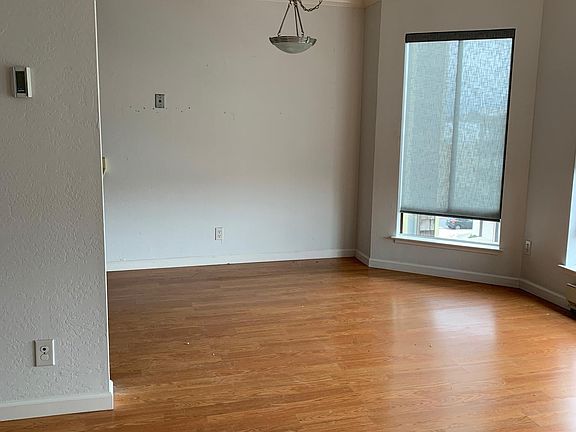 2nd image of 355 Euclid Ave #201