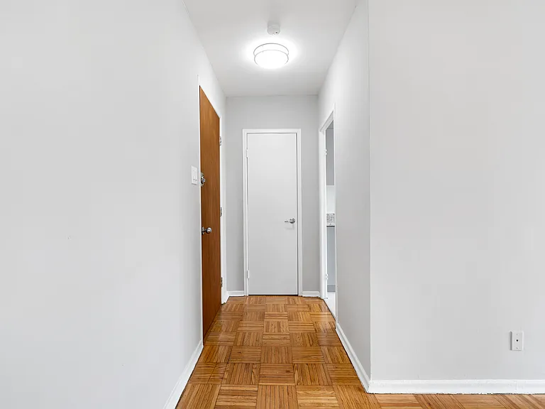 183 Berry Rd — Photo 15