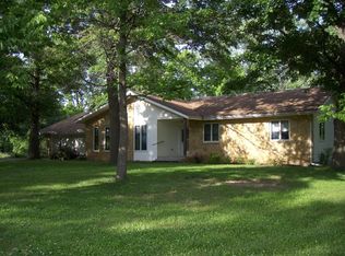 23 Adams St, Iola, KS 66749