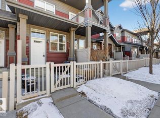 Grove Townhomes The, Edmonton, AB T6X 1V2