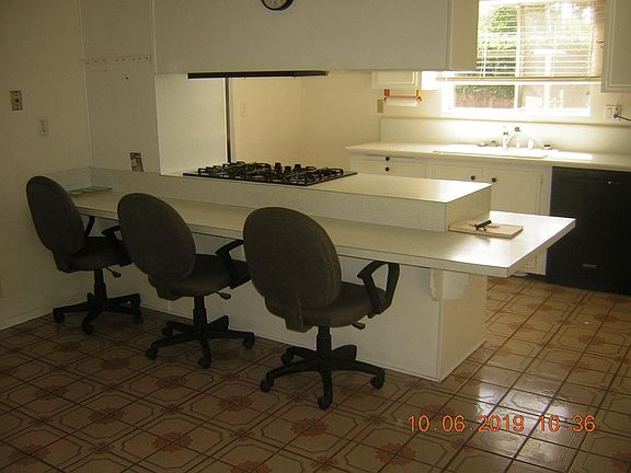 4th image of 1250 Alviria Dr