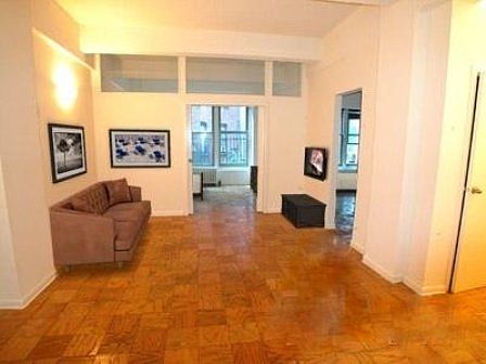 2nd image of 95 Christopher St APT 4G