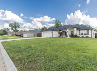 8851 Longmont Way, Milton, FL 32583