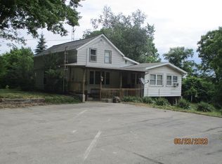 3751 N Lake Wilson Rd, Jonesville, MI 49250