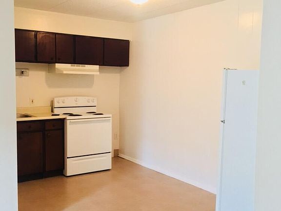 4th image of 33402 Michigan Ave APT 6
