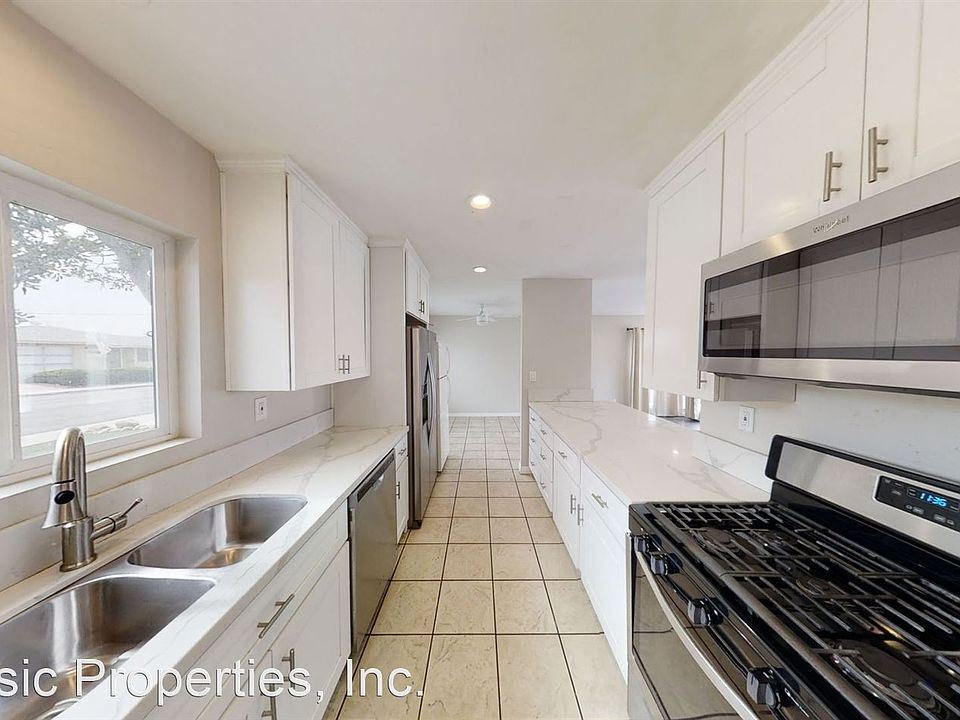 1st image of 5137-39 Tipton St