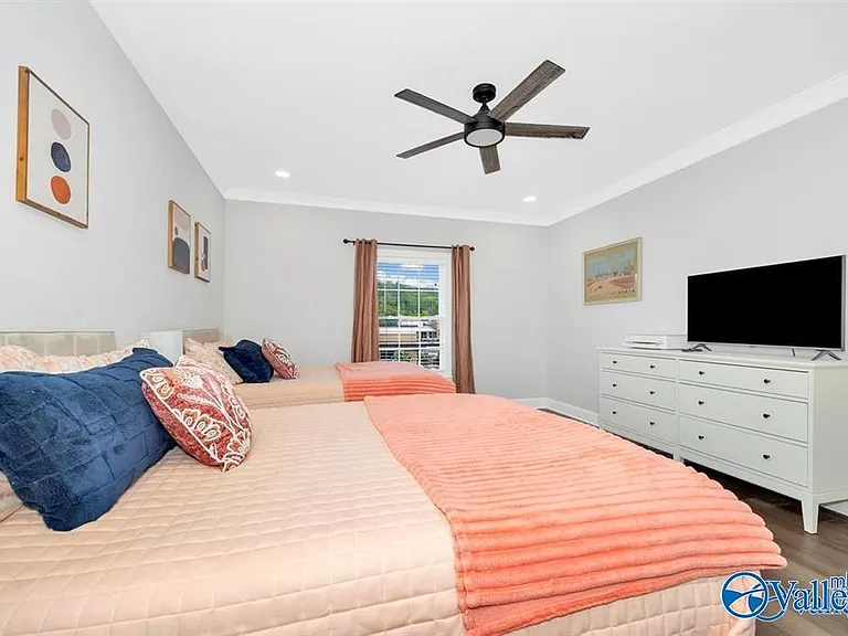4770 Whitesburg Dr SW #302 — Photo 14