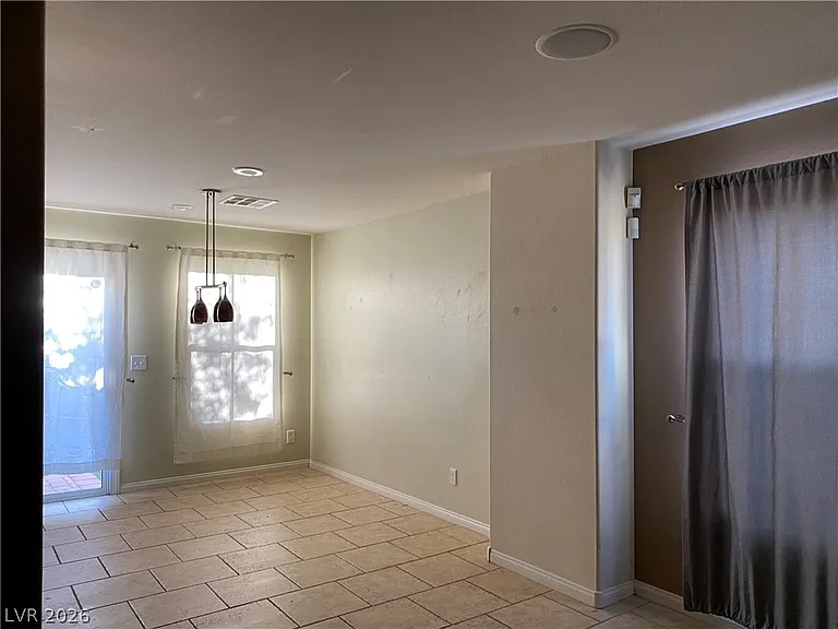 1159 Grove Park St — Photo 17