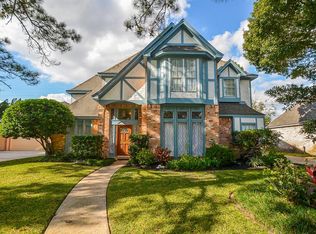 6322 Willgus Trail Ln, Houston, TX 77066