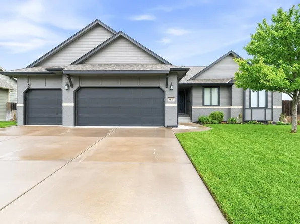8525 W Candlewood Ct, Wichita, KS 67205