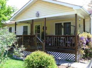 4291 Piney Swamp Rd, Hayes, VA 23072