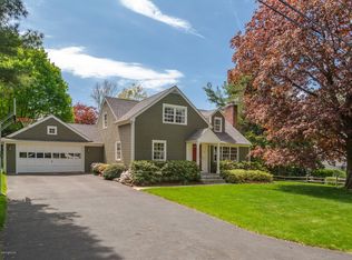 11 Ben Ct, Old Greenwich, CT 06870