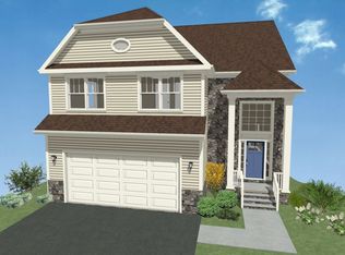 16 Homes Park Ave, Iselin, NJ 08830