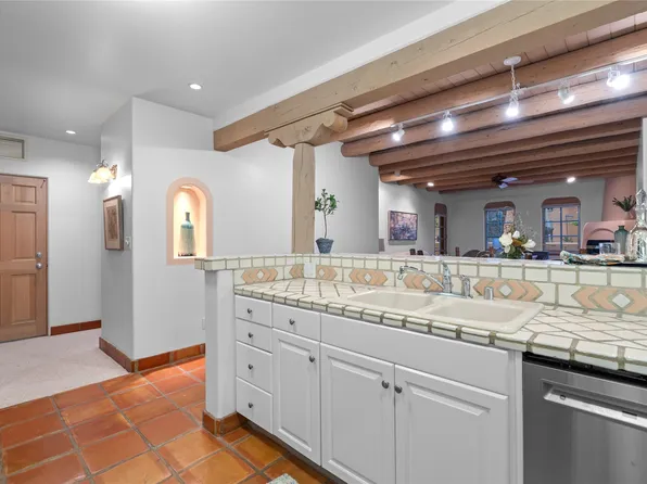 3101 Old Pecos Trl Unit 106, Santa Fe, NM 87505
