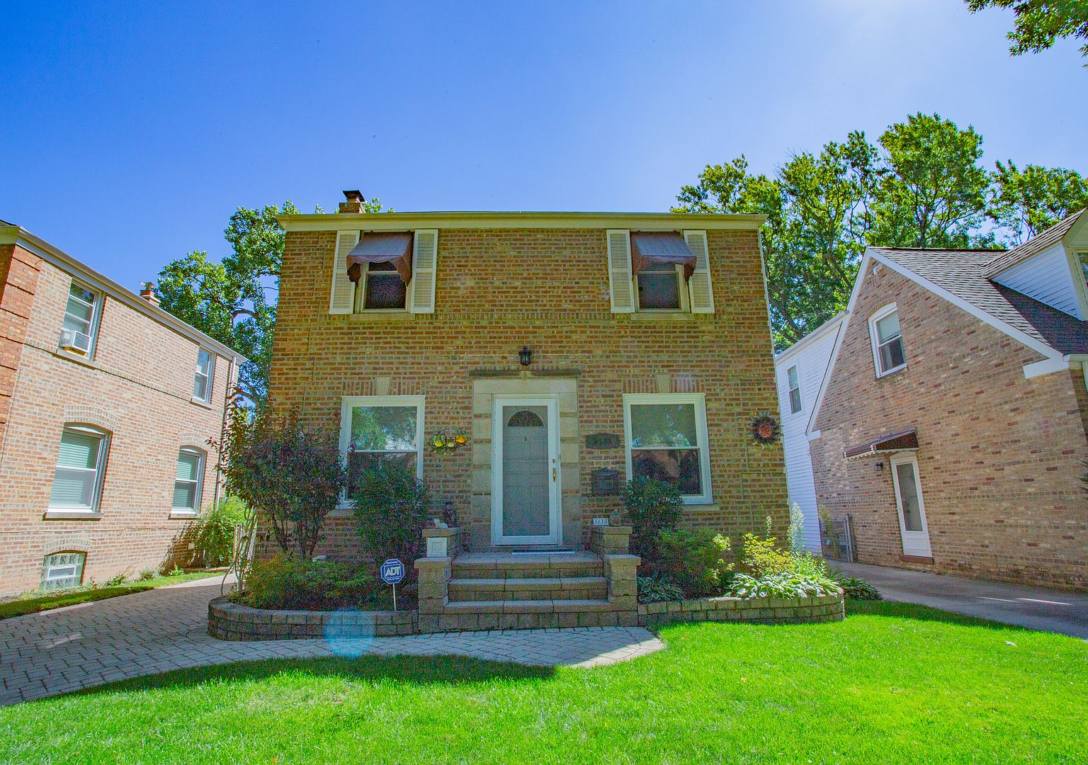 5135 N Nashville Ave, Chicago, IL 60656 | MLS #11870300 | Zillow