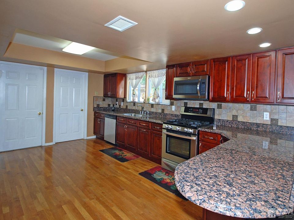 107 Adams St, Iselin, NJ 08830 Zillow