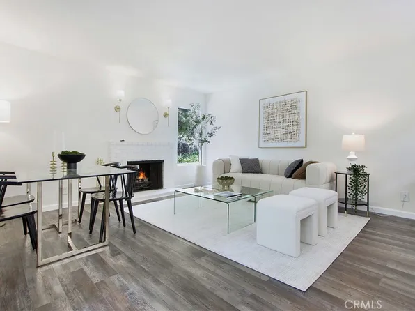 1360 Cabrillo Park Dr APT D, Santa Ana, CA 92701