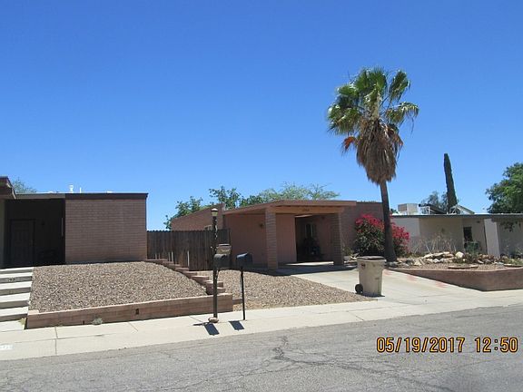 3rd image of 6984 N Village View Dr