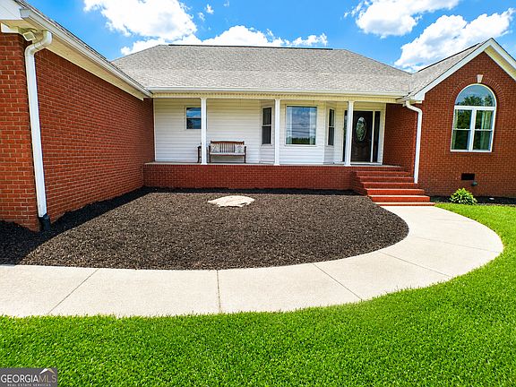 2nd image of 2877 Jacksonville Rd
