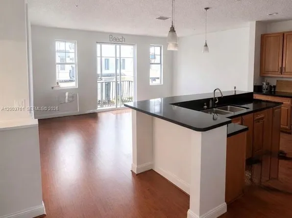 556 NW 39th Cir, Boca Raton, FL