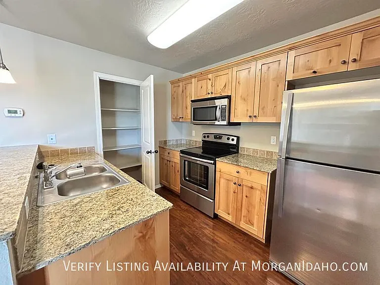 11862 W Fairview Ave #201 — Photo 5