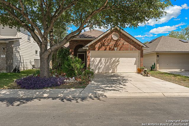 1st image of 15 Dunthorte Ln