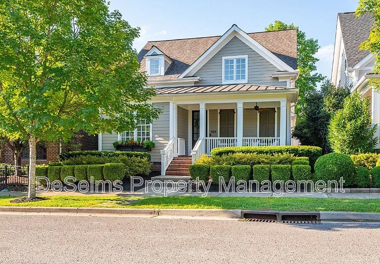 444 Wiregrass Ln — Photo 2