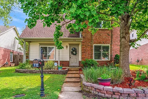 772 Breeze Way Photo 1