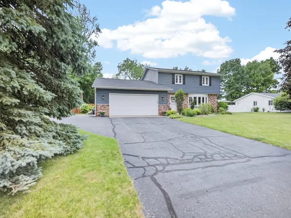 5141 Lewsinda Ave, Kalamazoo, MI 49009