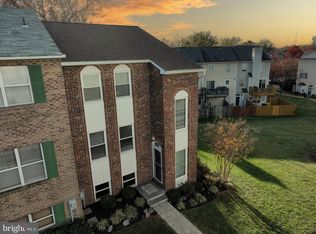 2540 Vineyard Ln, Crofton, MD 21114